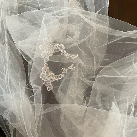 Royal weddings bridal - Picture 12 of 16